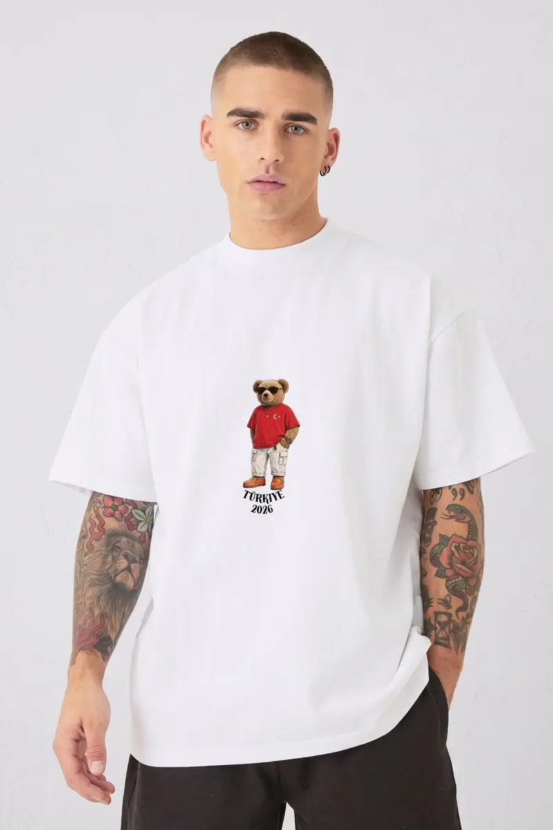 Women Oversize Bear Print T-Shirt