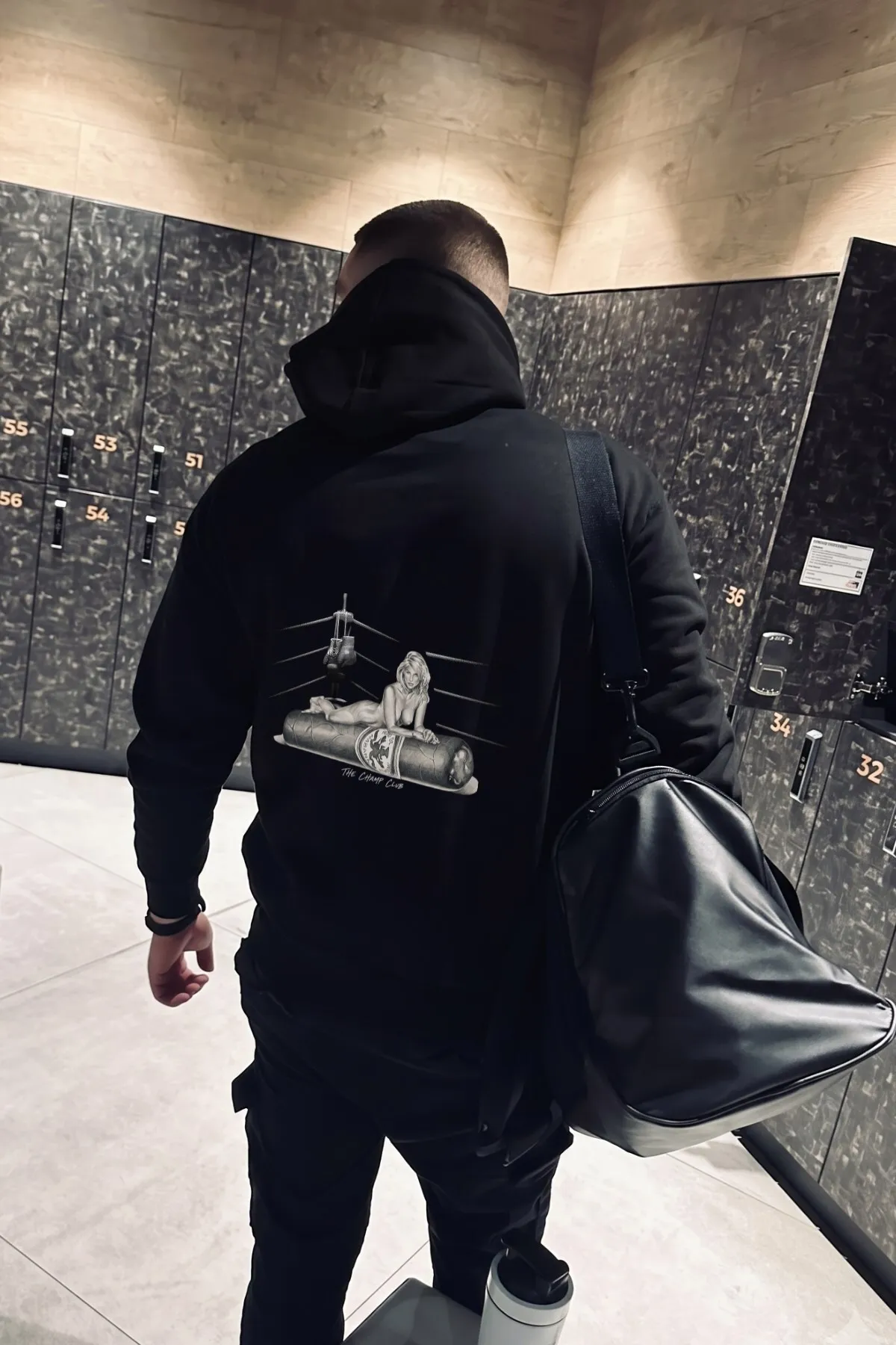 Men Oversize Ring Print Sweatshirt — Black