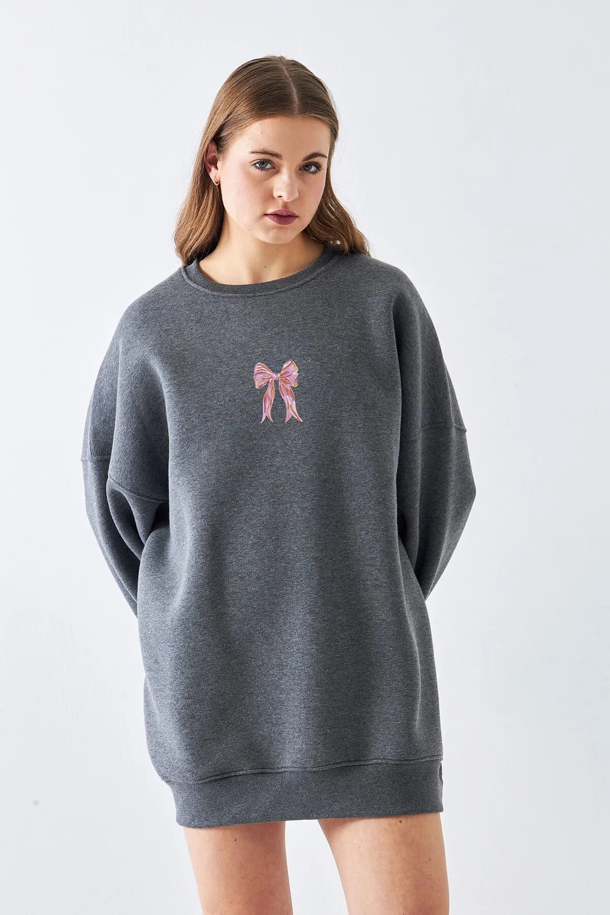 Women Oversize Ribbon Print Sweatshirt — Smoke Melange
