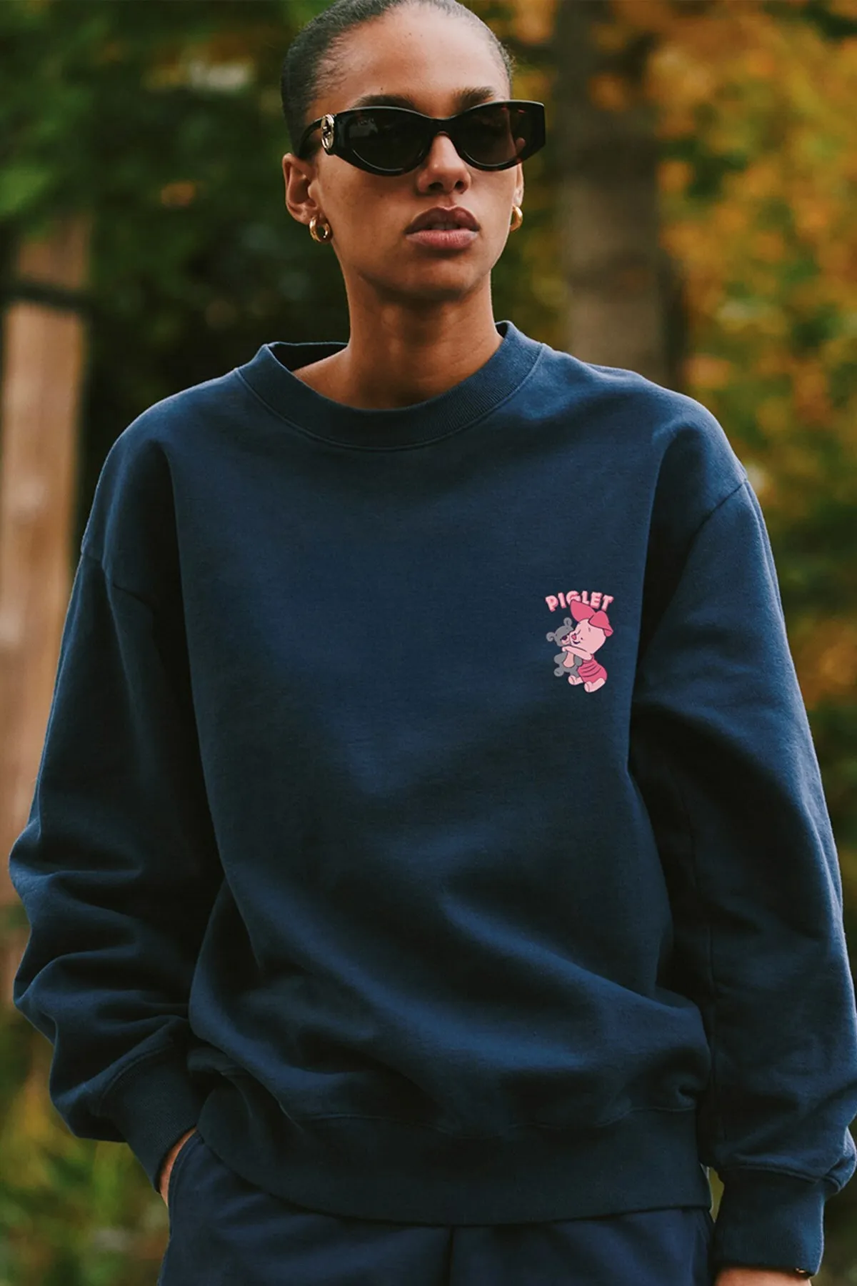 سويت شيرت نسائي أوفرسايز بطبعة Piglet 0248 — Navy