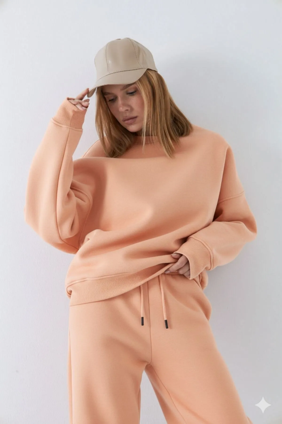 Unisex Oversize Sweatshirt — Orange