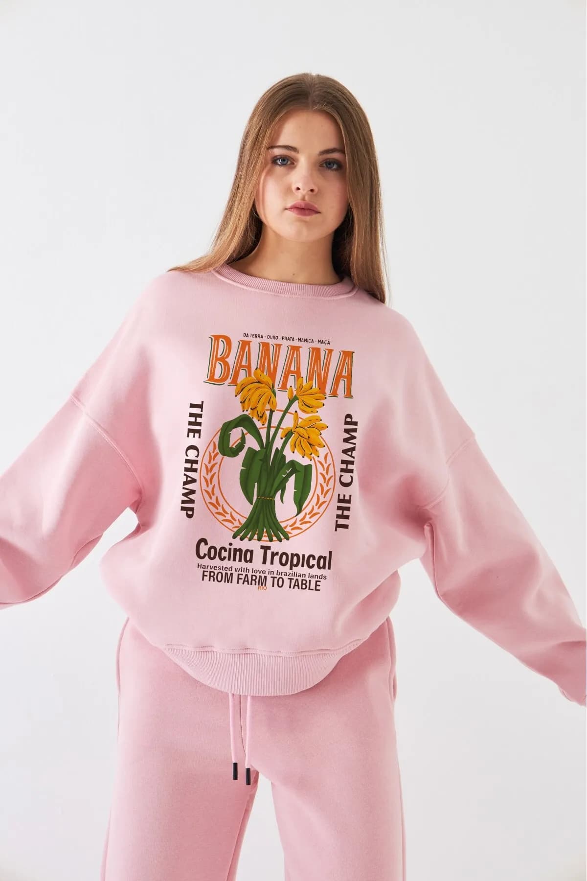 سويت شيرت نسائي أوفرسايز بطبعة Banana — Pink