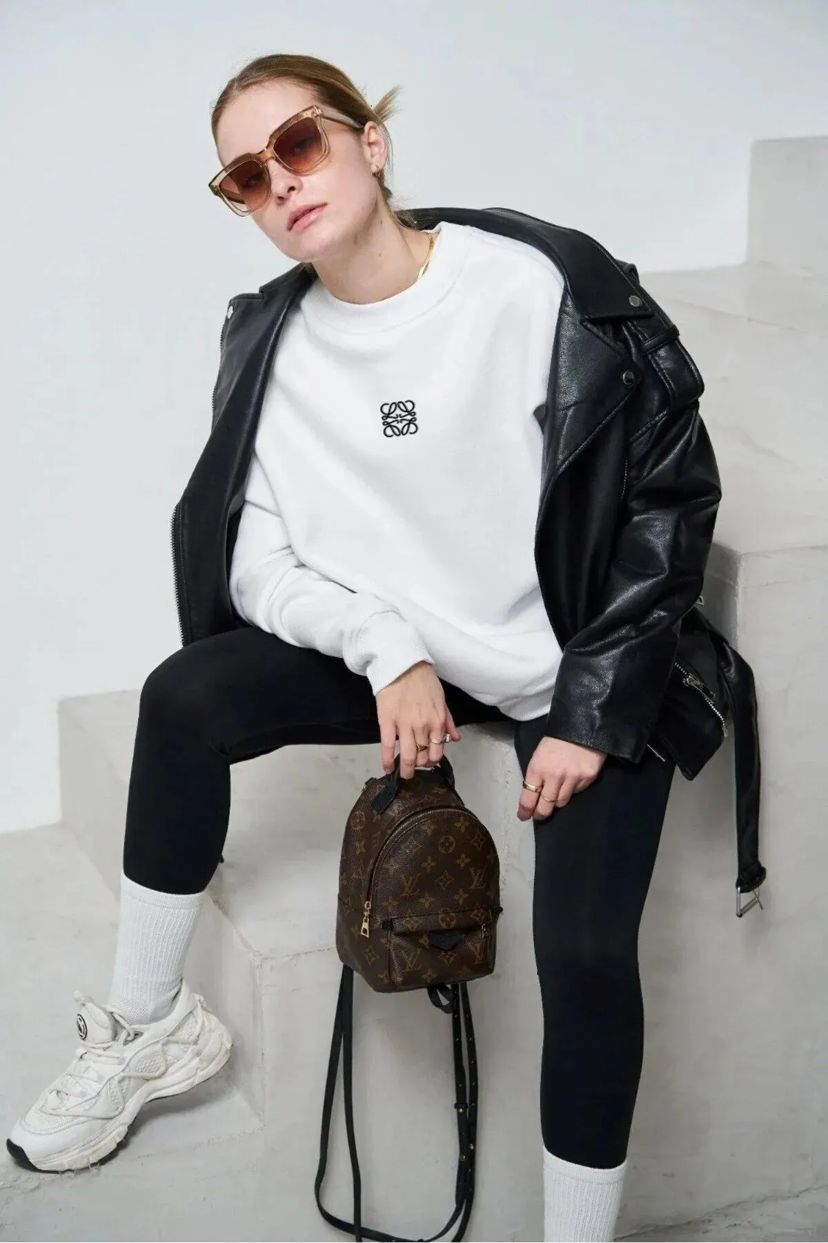 سويت شيرت للجنسين أوفرسايز مطبوع 0542 — White