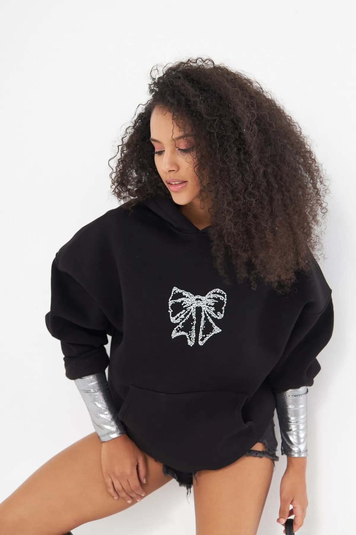 Damen Oversize Schleife Print Sweatshirt — Black