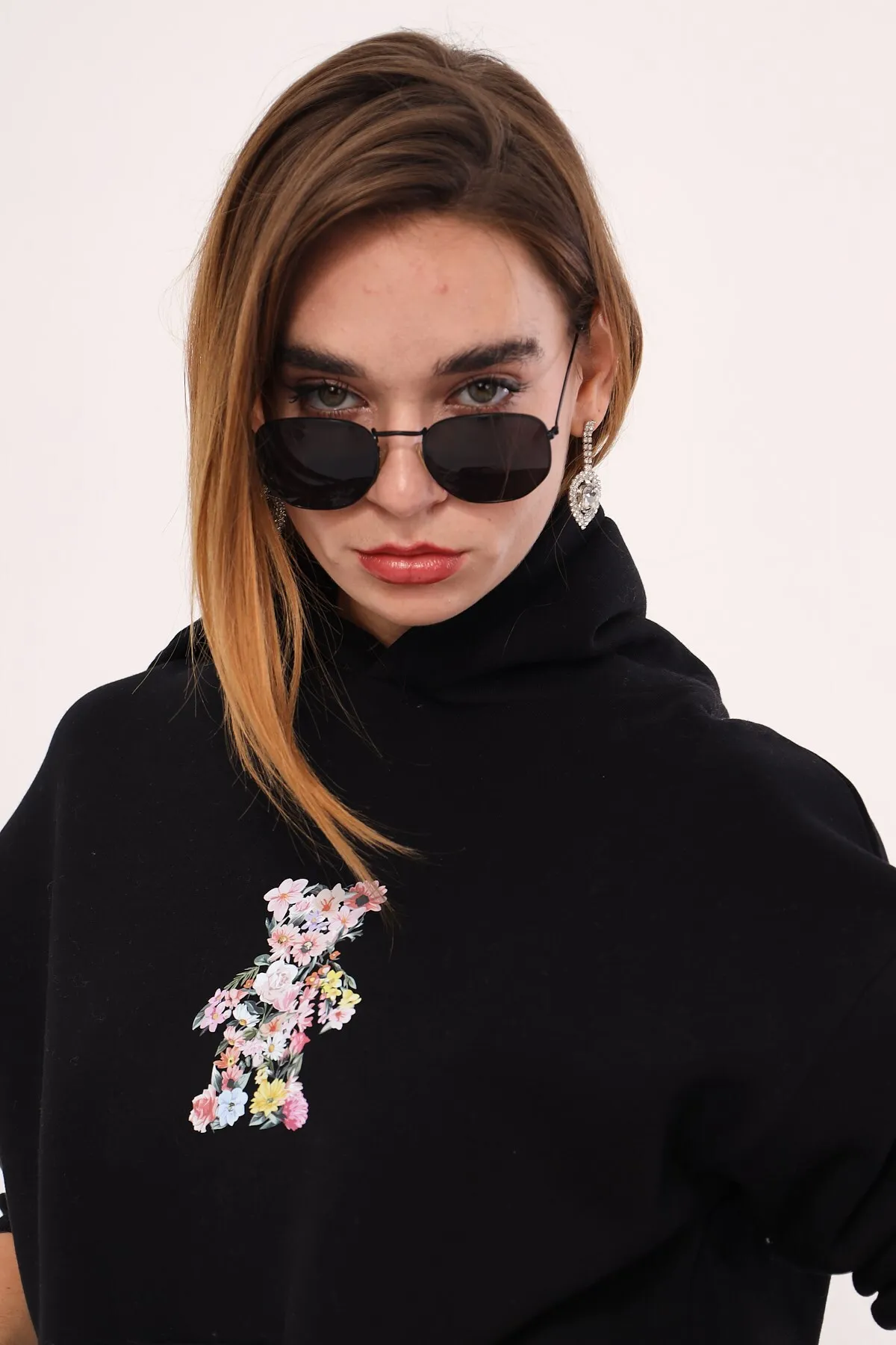 Unisex Oversize Blumen Print Sweatshirt — Black