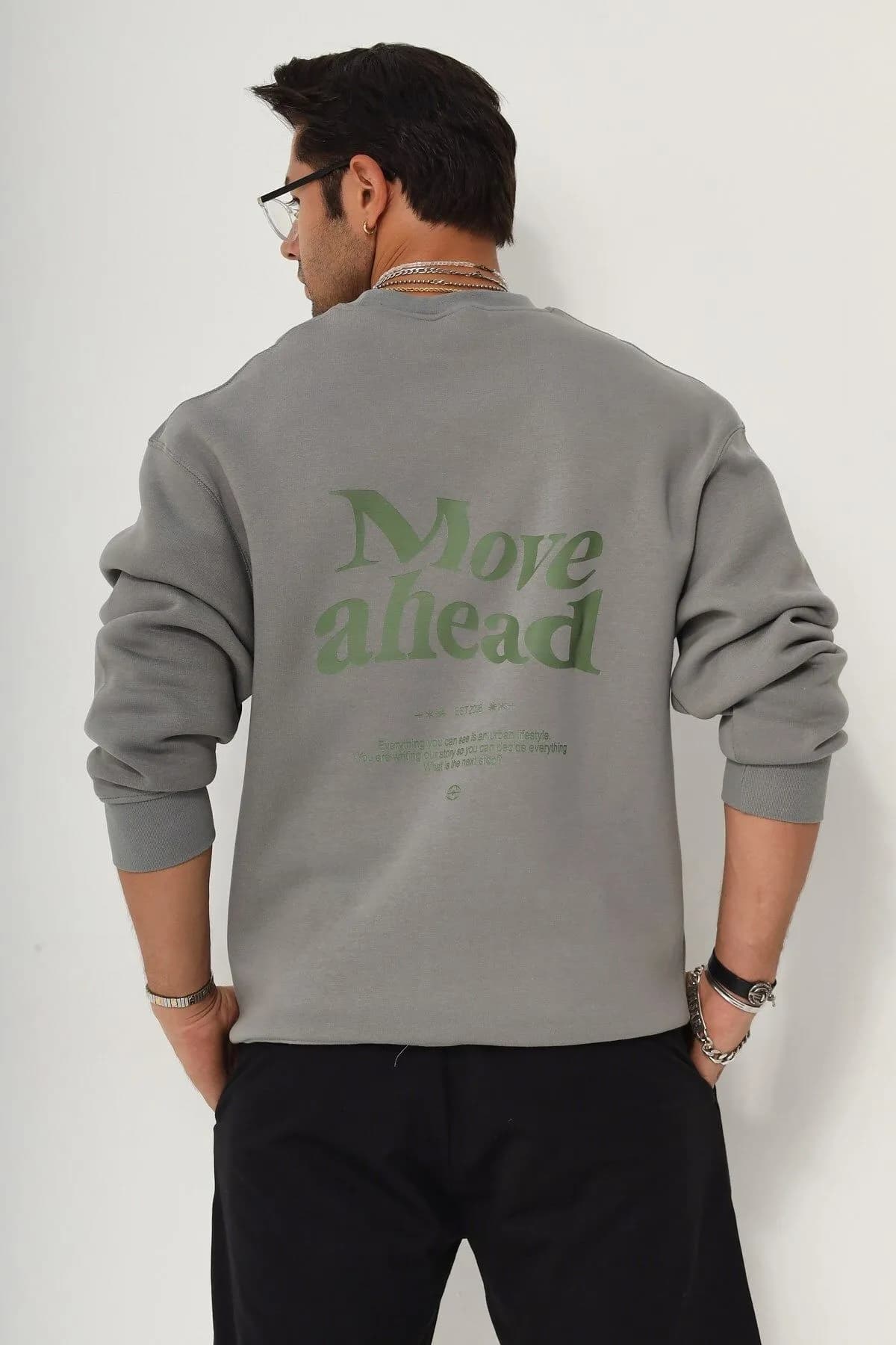 Men Oversize Move Text Print Sweatshirt — Smoke Gray