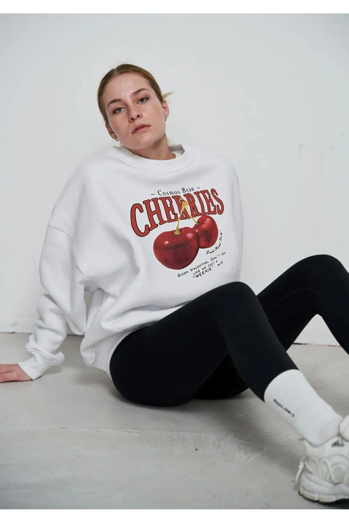 Unisex Oversize Print Sweatshirt 0608 — White