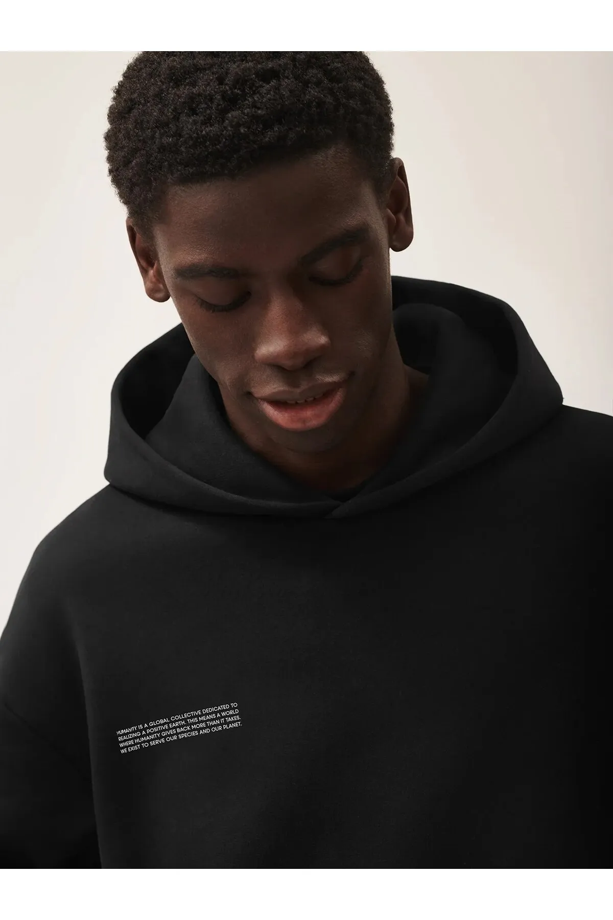 سويت شيرت للجنسين أوفرسايز بطبعة Nature — Black