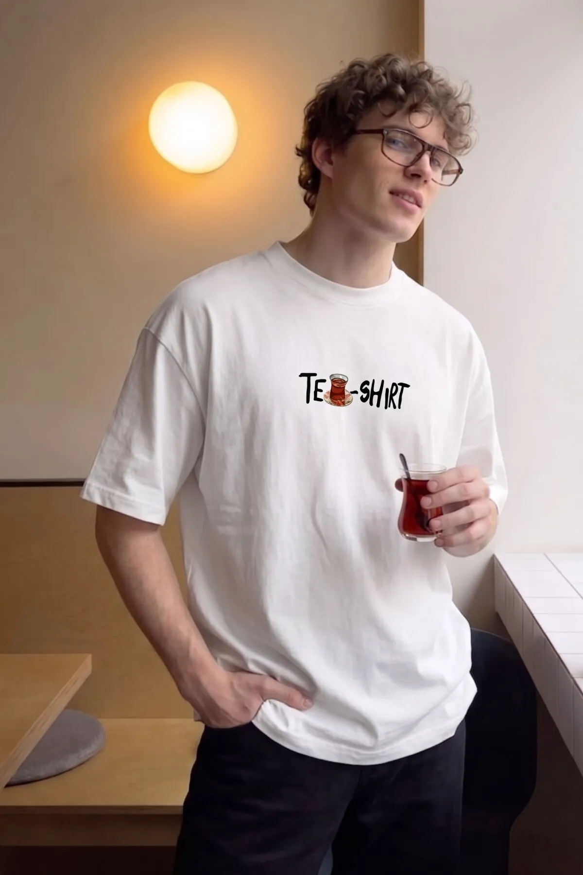 Erkek Oversize Tea Baskılı Tişört — White
