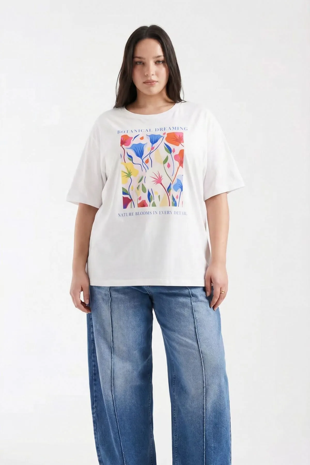 تي شيرت نسائي أوفرسايز بطبعة Double 0162 — White