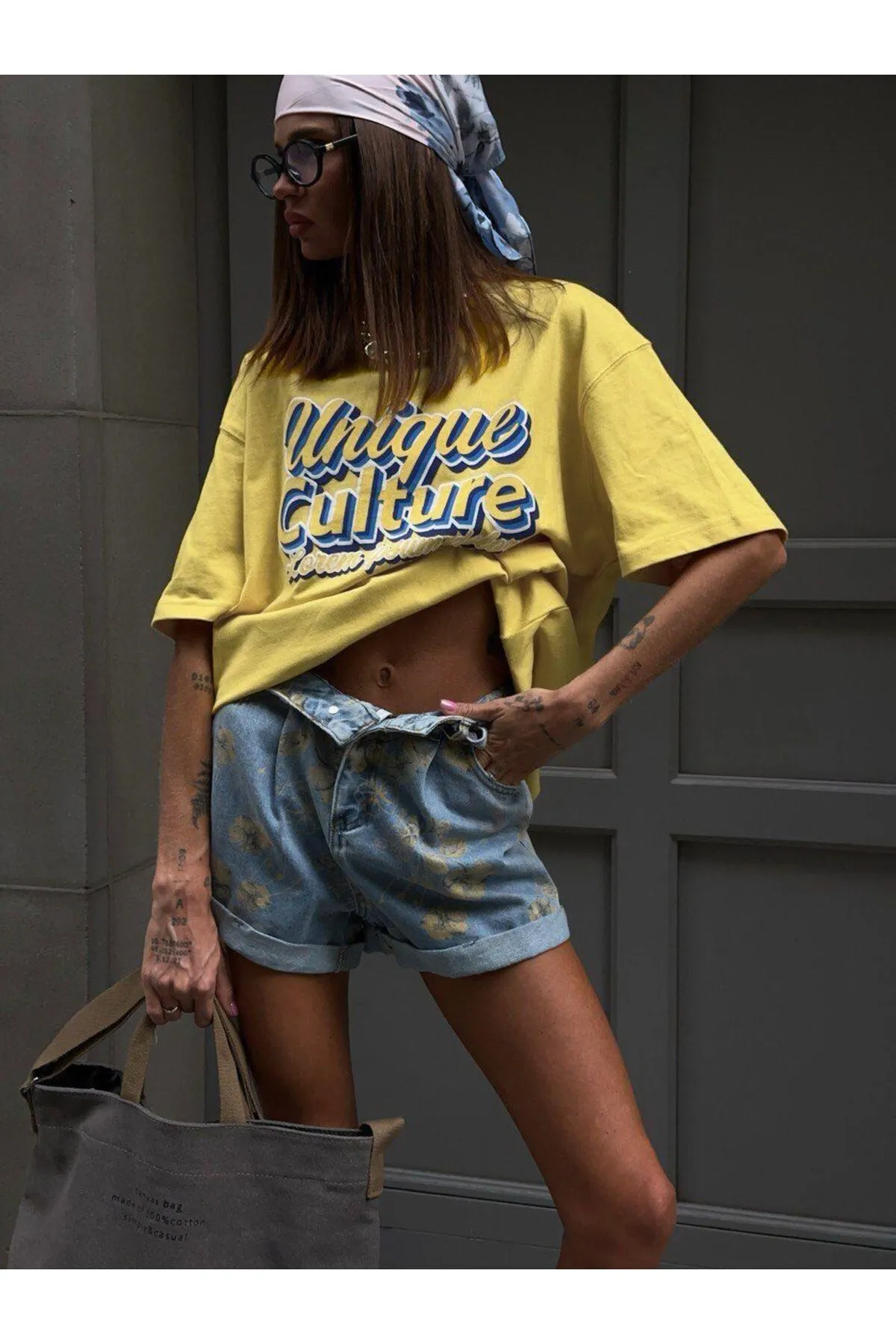 Damen Oversize Unique Print T-Shirt — Yellow