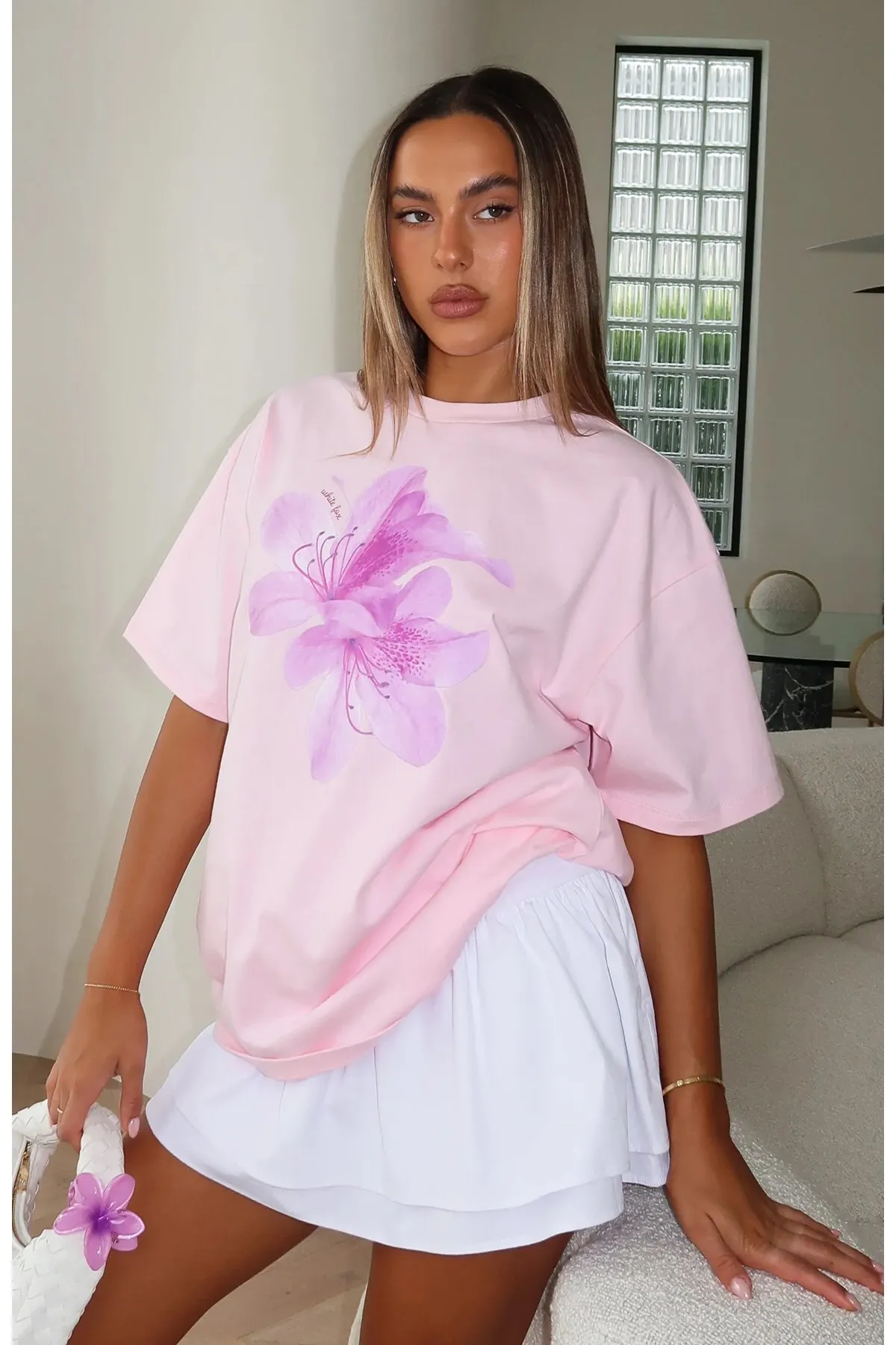 تي شيرت نسائي أوفرسايز بنقشة Lila زهرة — Light Pink