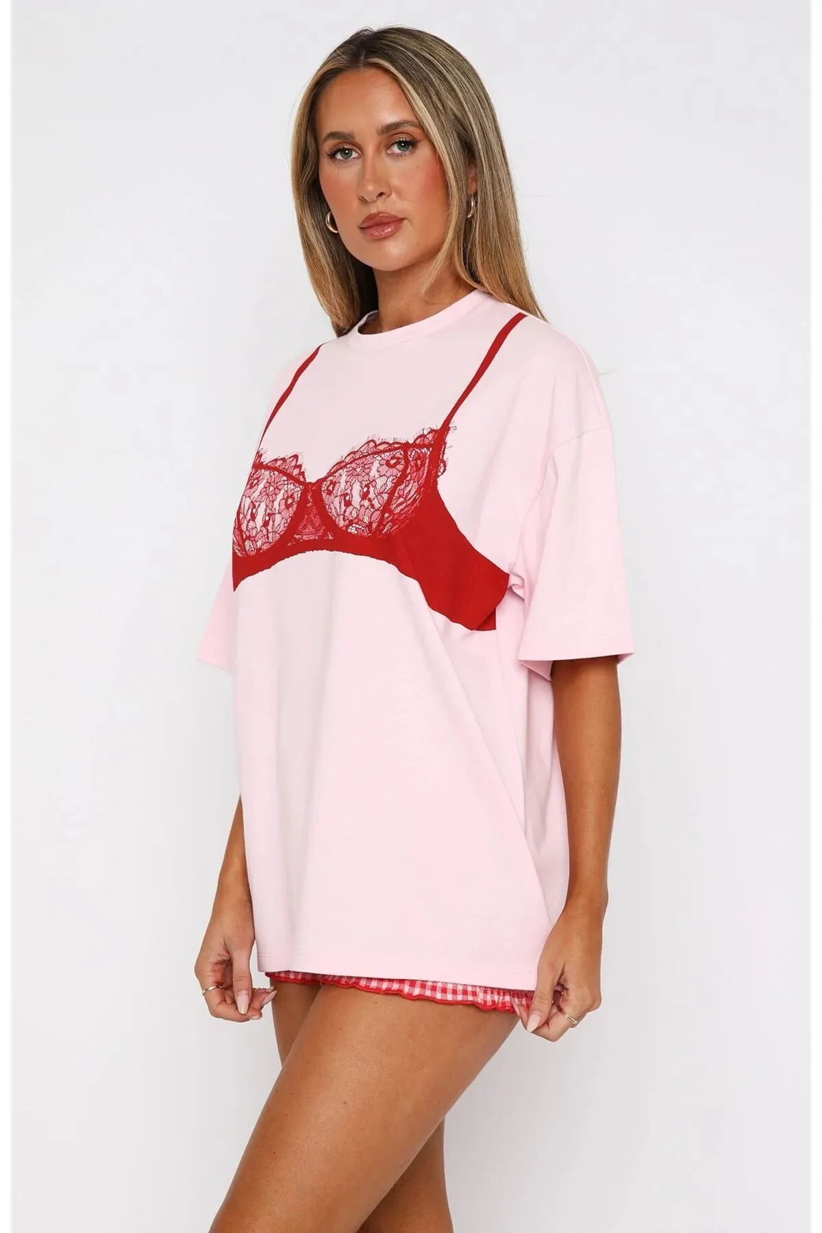 تي شيرت نسائي أوفرسايز بطبعة دانتيل — Light Pink