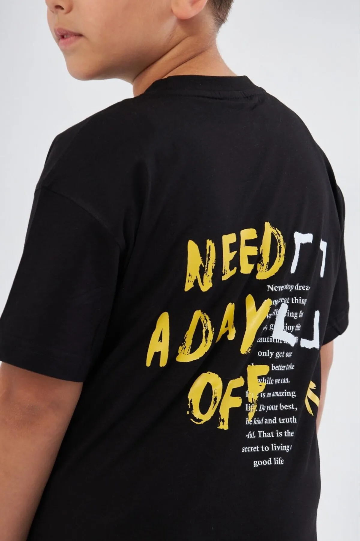 Kinder Great Schriftzug-Print T-Shirt — Black